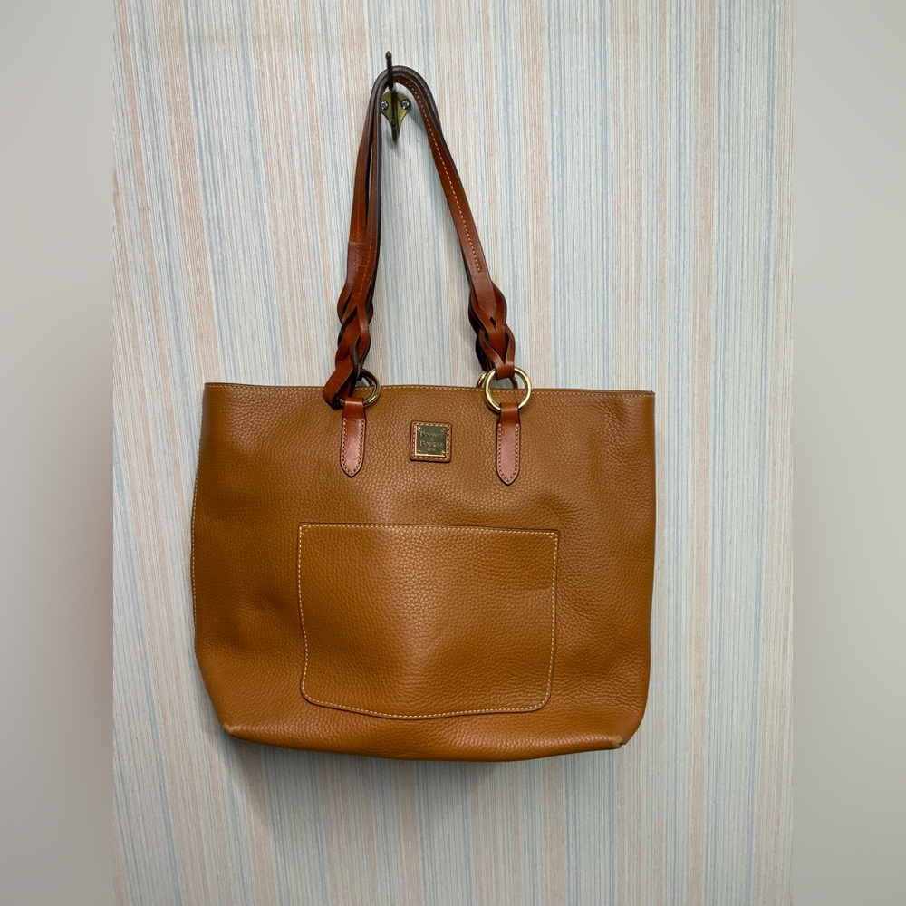 Dooney & Bourke Tan Leather Tote Bag with Signature Design (Tammy)